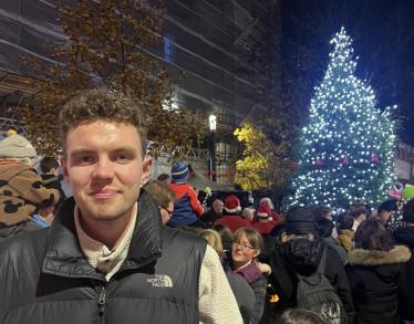 Charlie at the Eltham Lights turn on